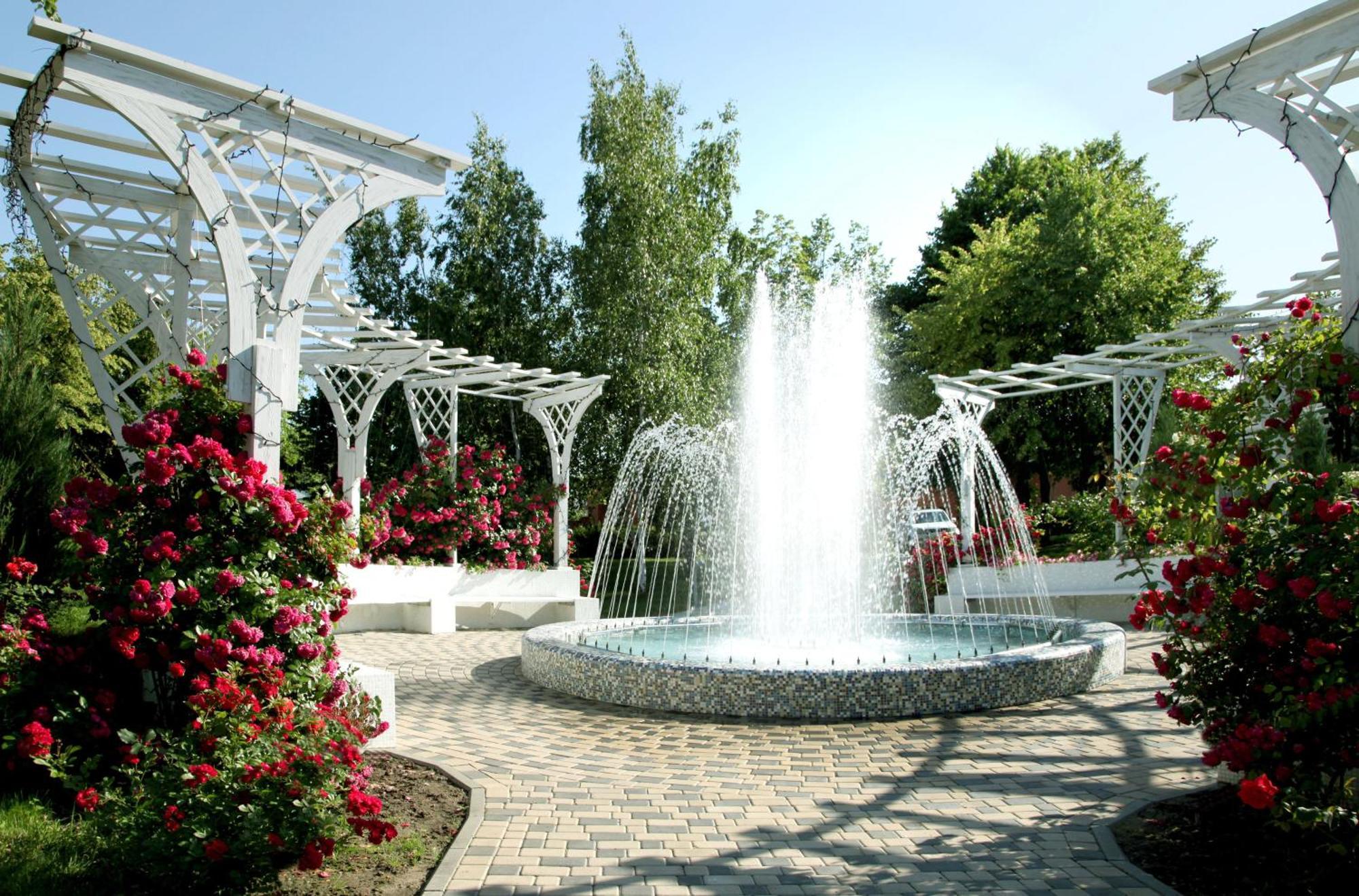 Grand-Marine Hotel & Spa Burlach'ya Balka Bagian luar foto